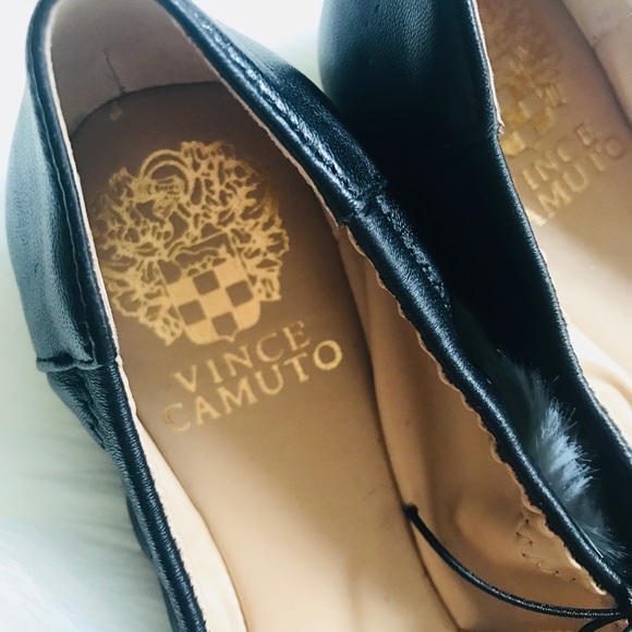 Brand new Vince Camuto flats! - Picture 3 of 4